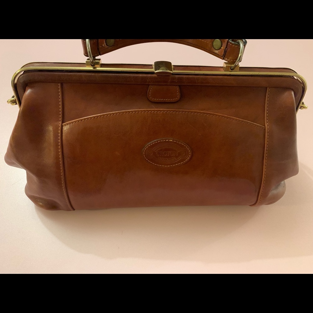 Vintage Oroton Australia leather women’s handbag